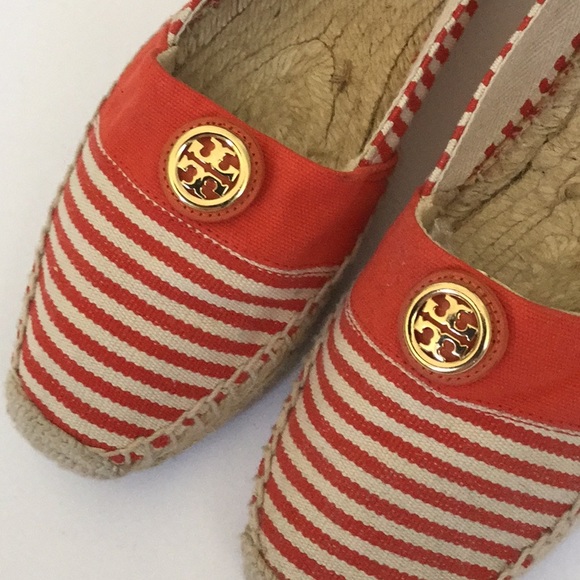TORY BURCH STRIPED CANVAS ESPADRILLES - Picture 2 of 7